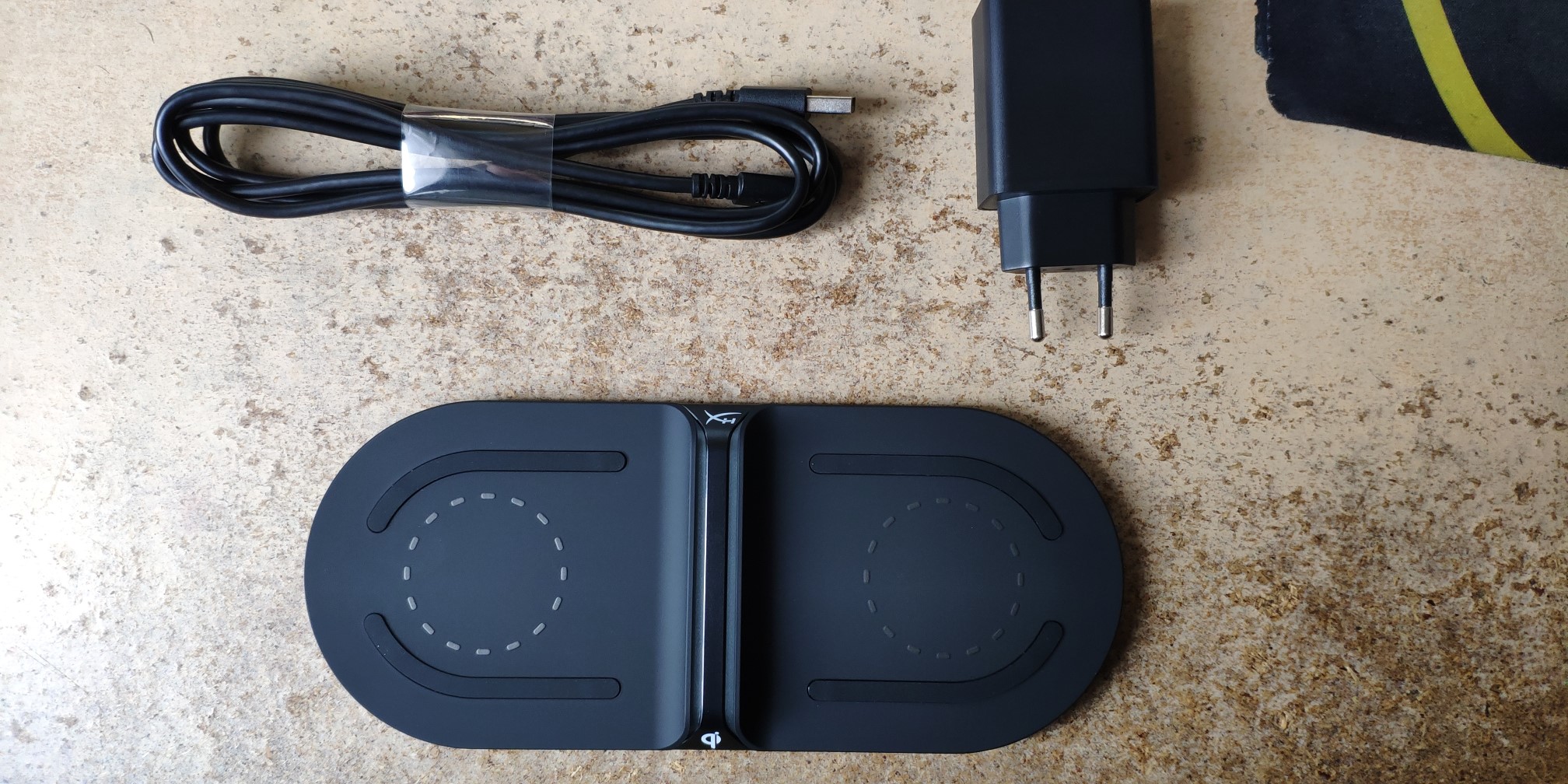 HyperX-ChargePlay-Base-recka-1