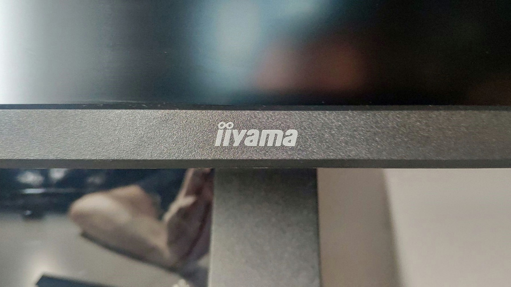 recenzja_iiyama_G_M_GB2870UHSU_B1_3_