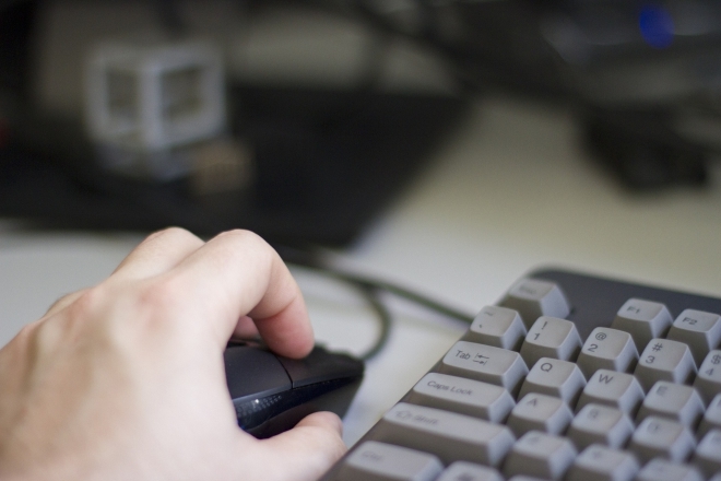 keyboard_752236_1920.jpg