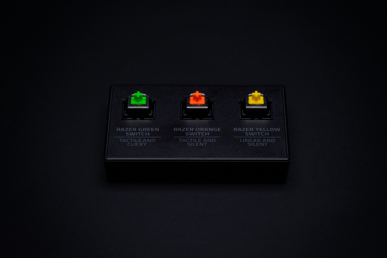 BlackWidow_Chroma_V2_2017_photo_4_c22ff950d8_bb31c0ac29.jpg